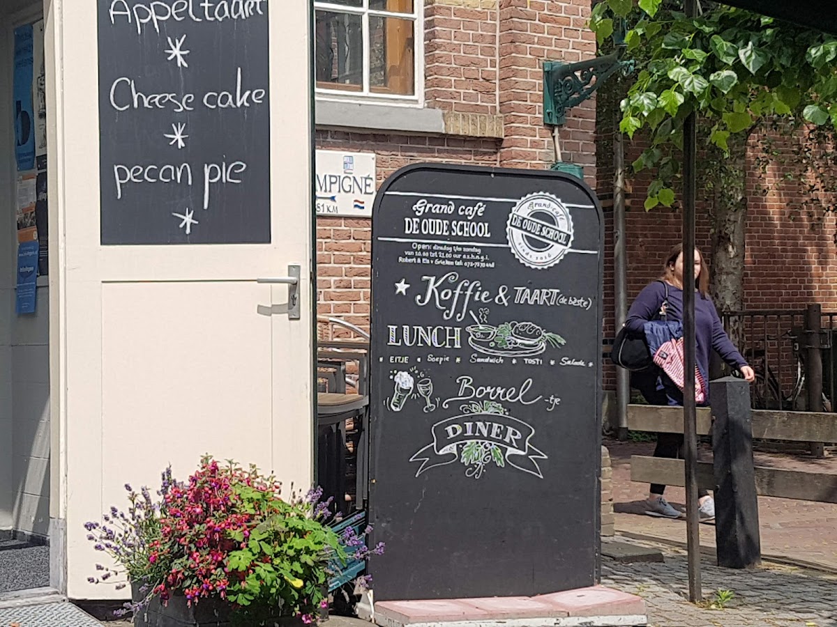 Menu Grand-Cafe De Oude School-9